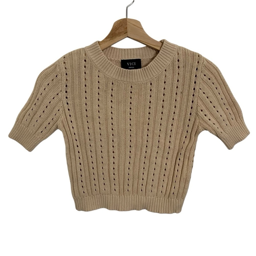 Vici Pointelle Knit Cropped Sweater Top Tan Short Sleeve Size Small Crew neck